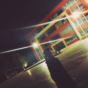 小雏妓被三个男人玩弄漫画
